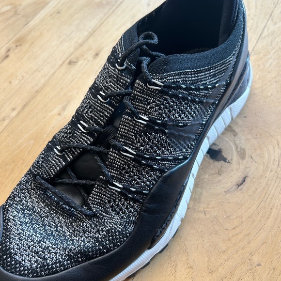 Nike Flyknit Low Hiking Boot Worn Once 10.5